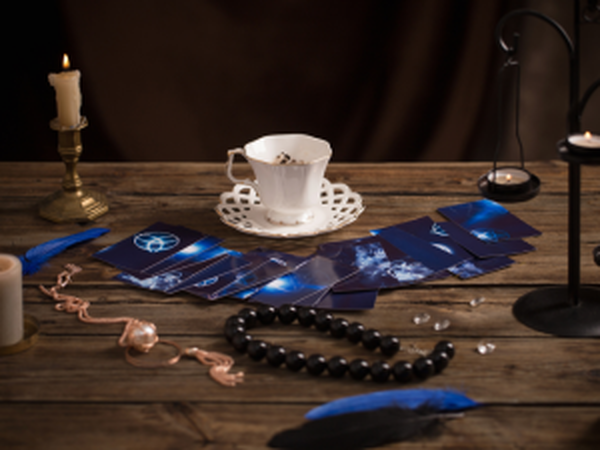 magie voyance gratuite tirage des cartes